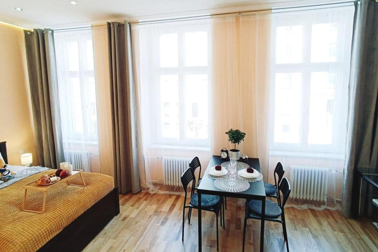 Appartement Centrally Located *