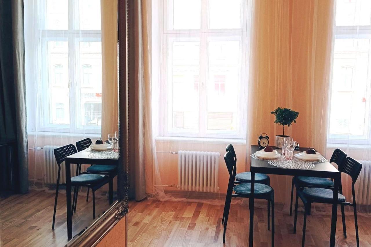 Centrally Located Appartement *