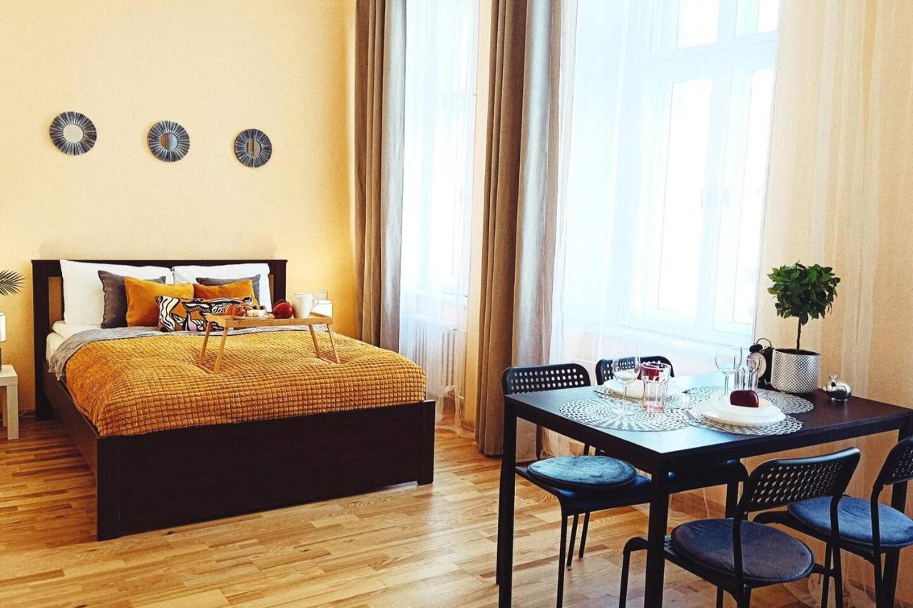 Centrally Located Appartement *